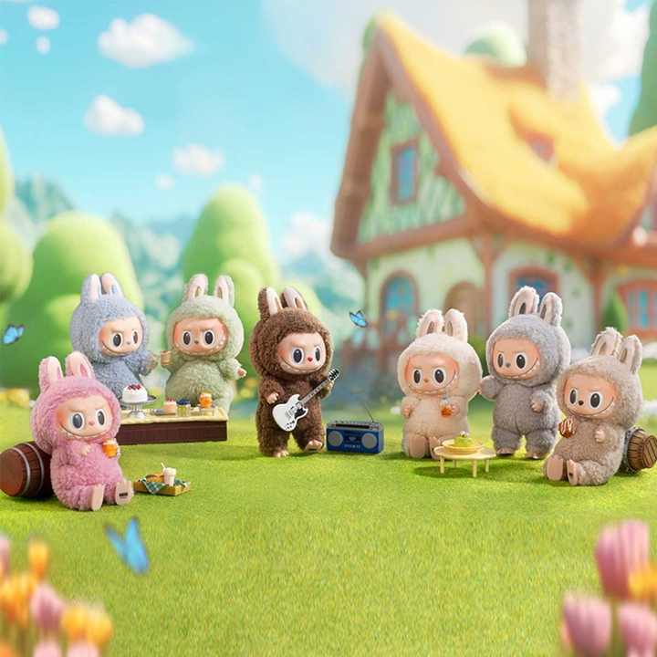 𝙕𝙖𝙧𝙬𝙖𝙝™ Labubu – Wild Cartoon-Style Keychain